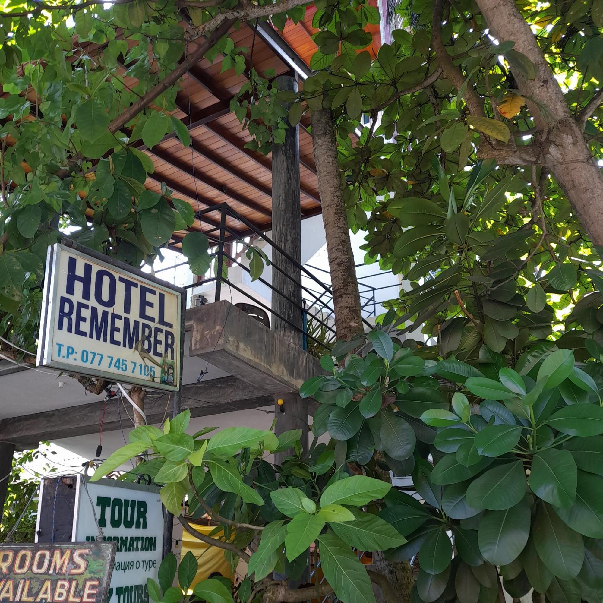 Hotel Remember Хіккадува Екстер'єр фото