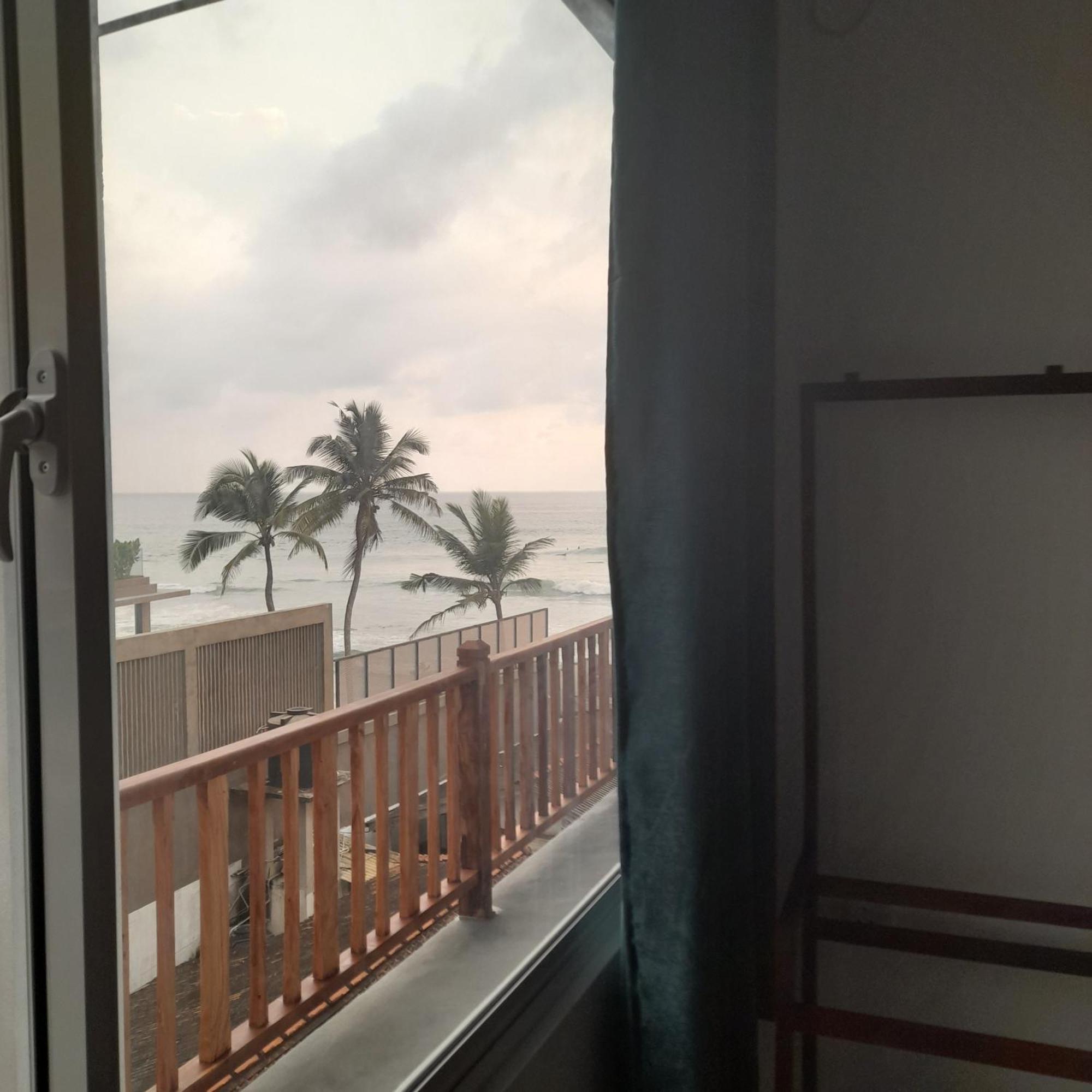 Hotel Remember Хіккадува Екстер'єр фото