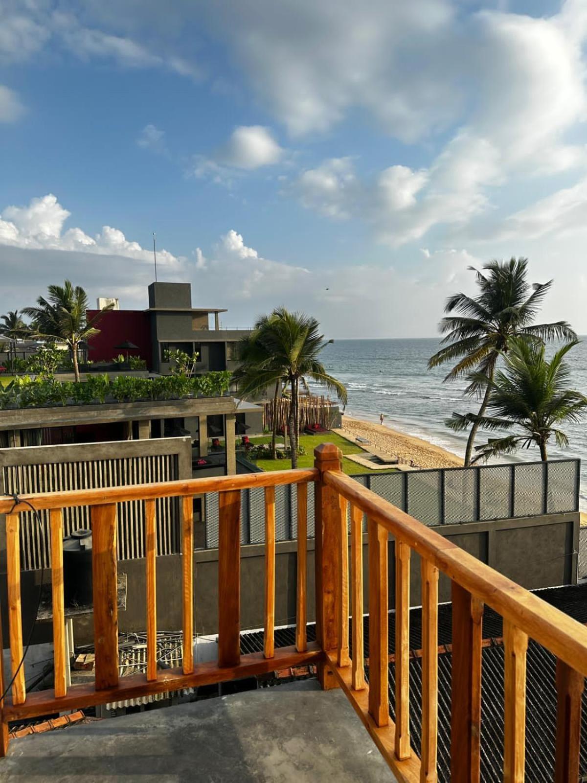 Hotel Remember Хіккадува Екстер'єр фото
